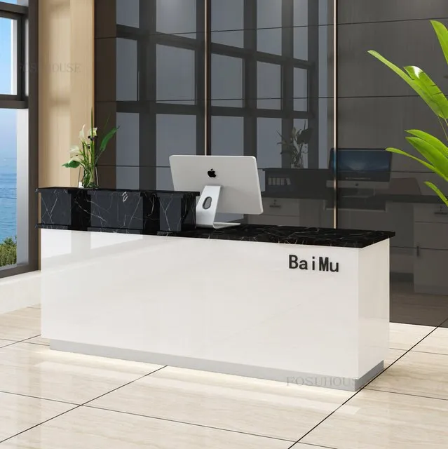 Quầy lễ tân phòng gym hợp phong thủy