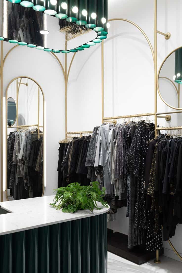 Cách trang trí shop thời trang