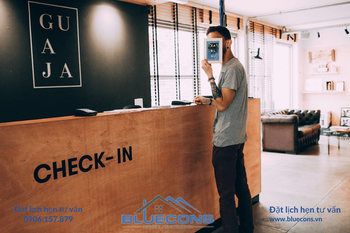 Thiết Kế Nội Thất Quầy Lễ Tân Tại Bluecons: Thiết Kế Thành Công Của Bạn