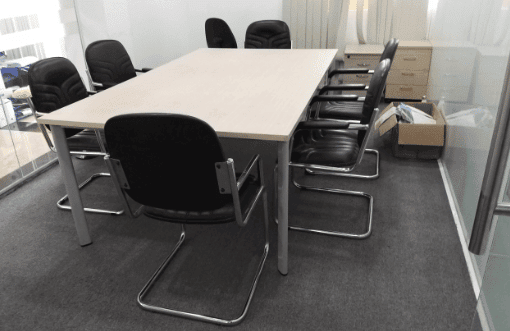 Mẫu bàn họp dài với thiết kế đẹp cho không gian phòng họp