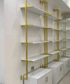 Kệ trưng bày chuyên dụng (4)