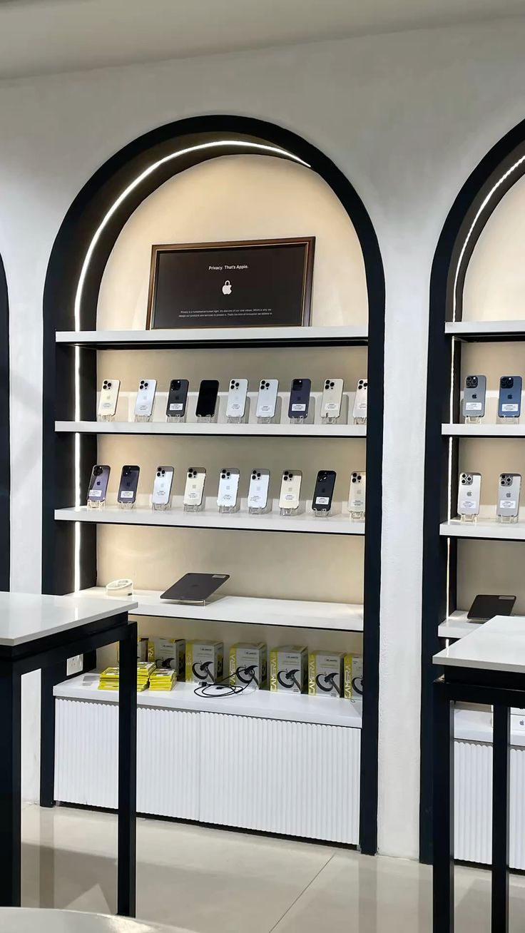 Kệ trưng bày điện thoại (5) Kệ trưng bày điện thoại (5)