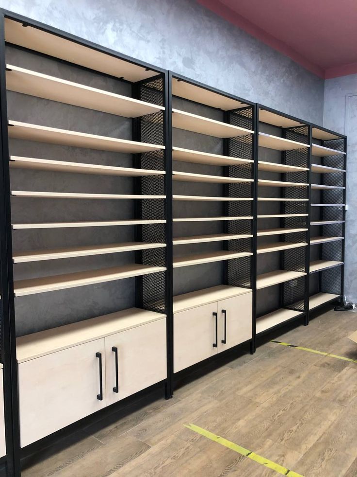 Kệ trưng bày nhiều tầng (4) Kệ trưng bày nhiều tầng (4)