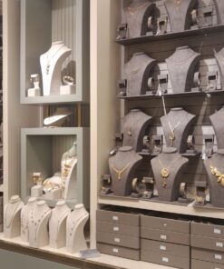 Kệ trưng bày phụ kiện (1)