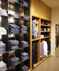 Kệ trưng bày shop quần áo (3)