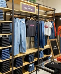 Kệ trưng bày shop thời trang (2)