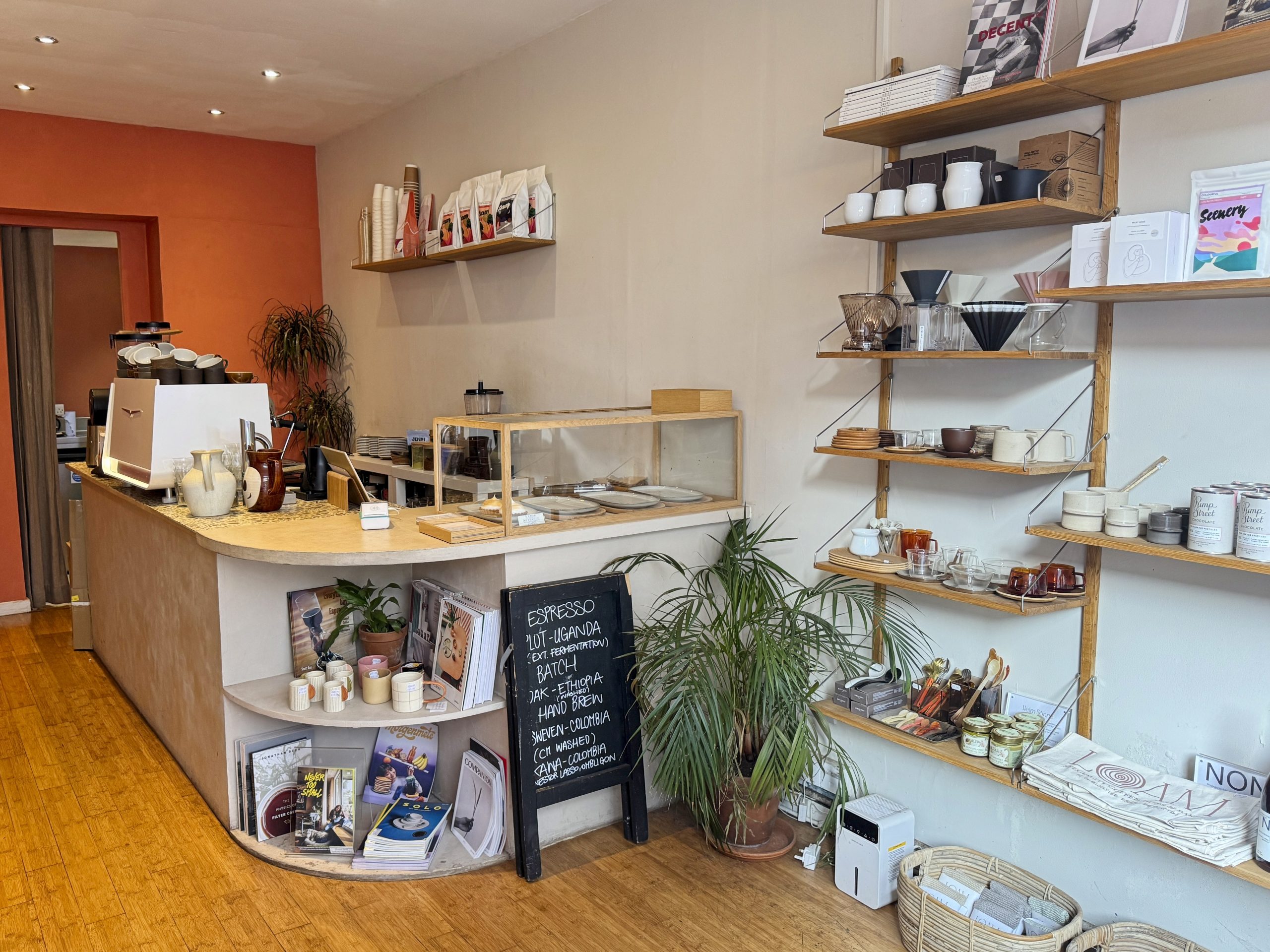 Mẫu Quầy Cafe Đẹp 8