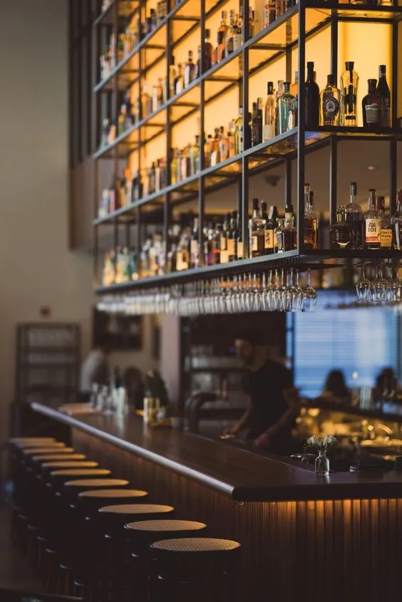 Quầy Bar Sang Trọng Tạo Điểm Nhấn Đẳng Cấp Cho Không Gian 3 Mẫu quầy bar sang trọng, hiện đại