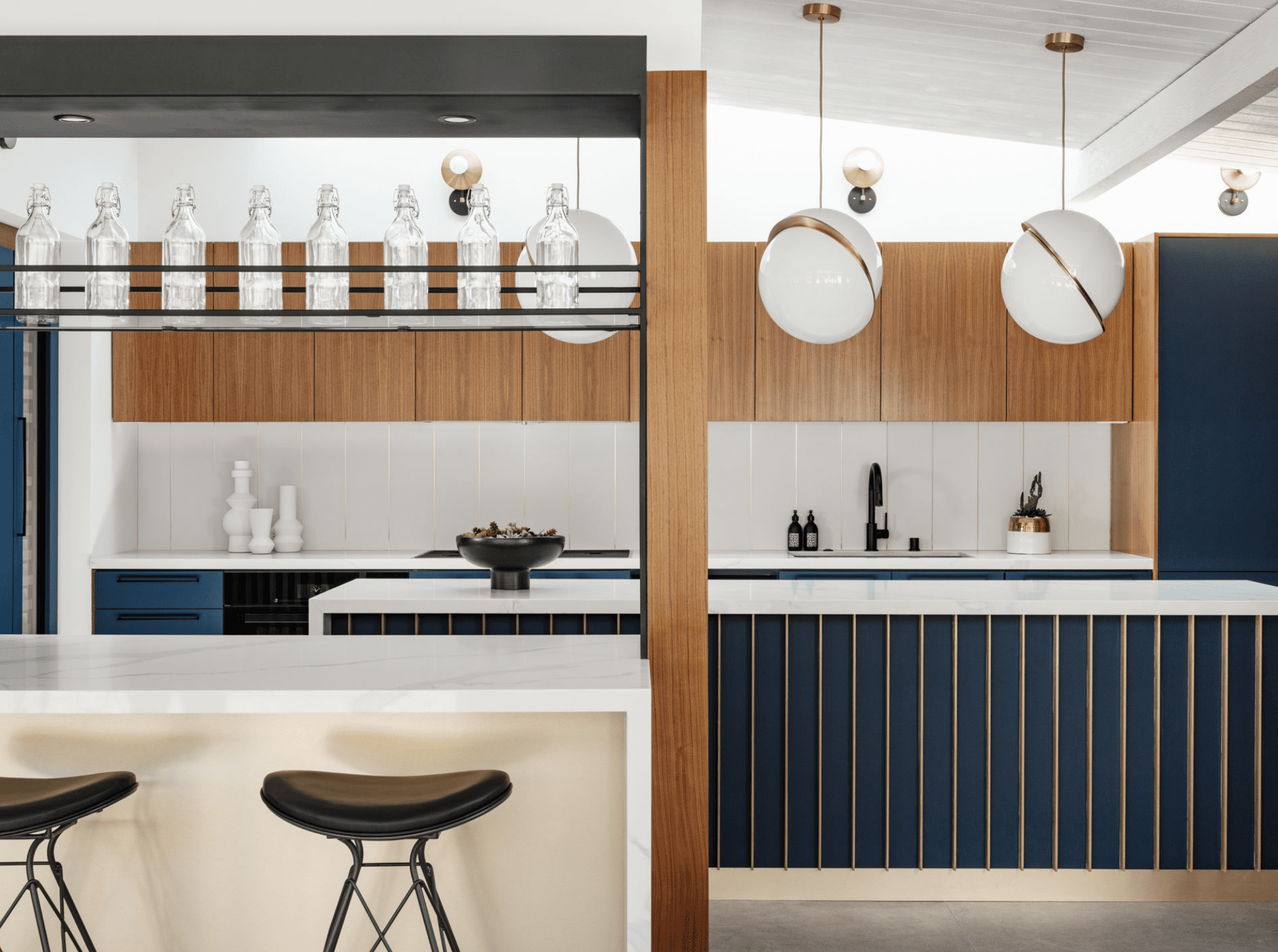 Quầy bar kết hợp bếp 3 Quầy bar kết hợp bếp 3
