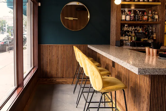 Quầy bar nhà hàng 3 Quầy bar nhà hàng 3
