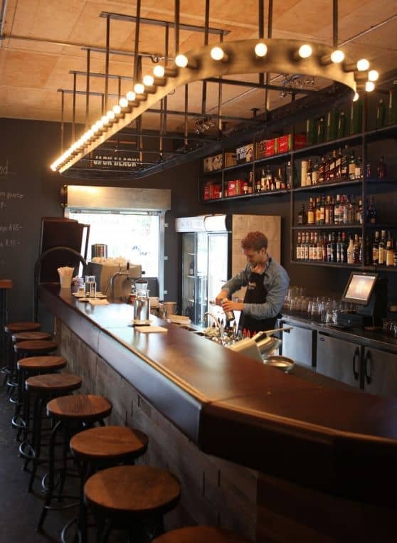 Quầy bar sang trọng, đẹp bố trí nội thất chỉnh chu