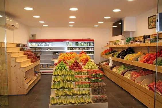 Quầy hàng hoa quả Sử Dụng Đèn Chiếu Sáng