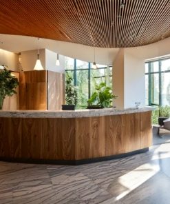 Quầy lễ tân đẹp chuẩn phong thủy (1)