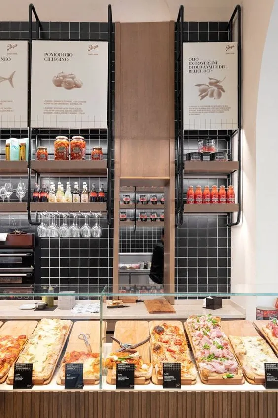 Quầy Salad Buffet: 3 Bí Quyết Thiết Kế Tối Ưu Hóa Không Gian Hiệu Quả 5 Quầy salad buffet với kệ đa năng được thiết kế tinh tế với các ngăn chứa nguyên liệu.