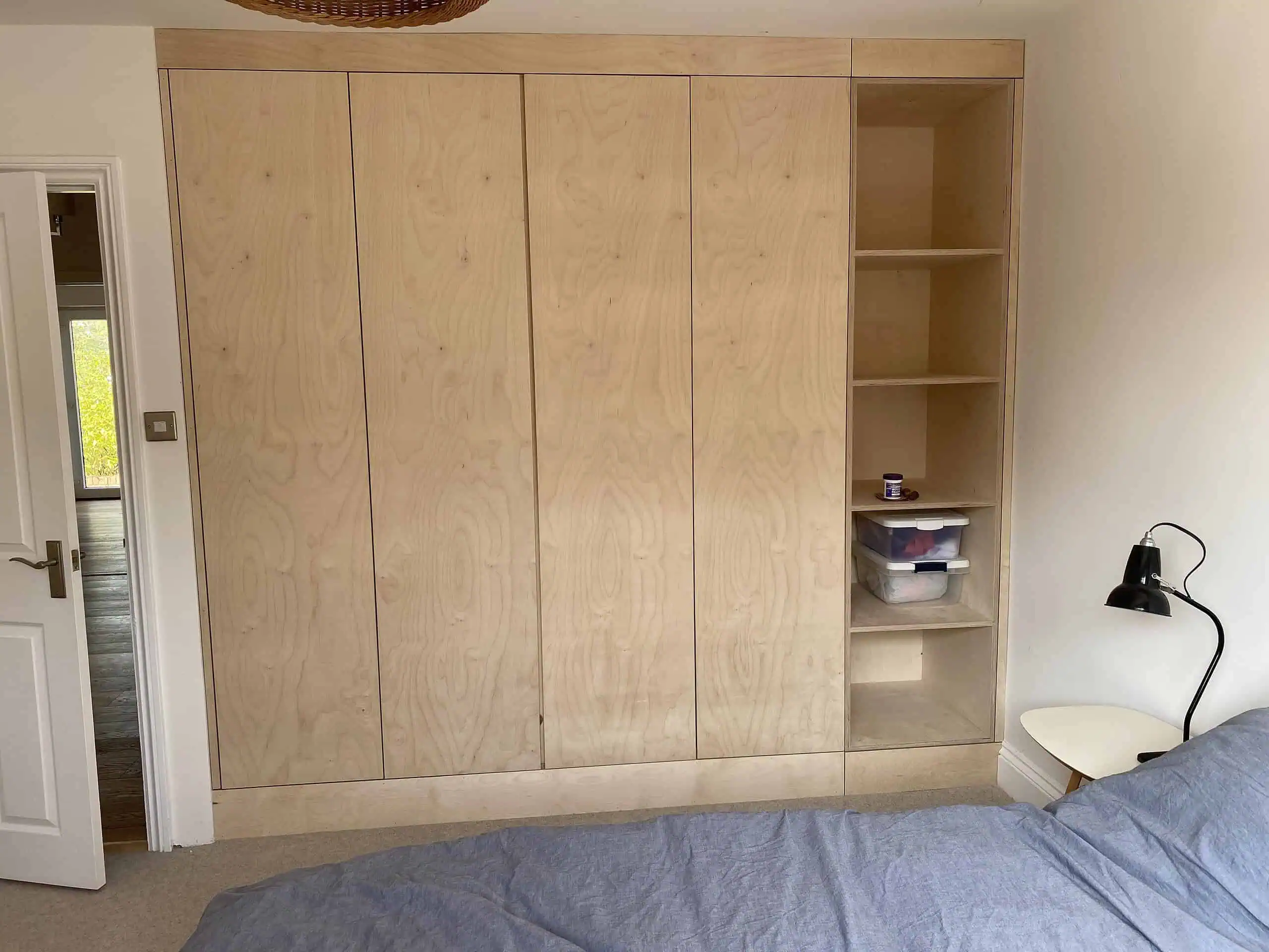 Sản xuất và thi công tủ gỗ plywood 5 Sản xuất và thi công tủ gỗ plywood 5