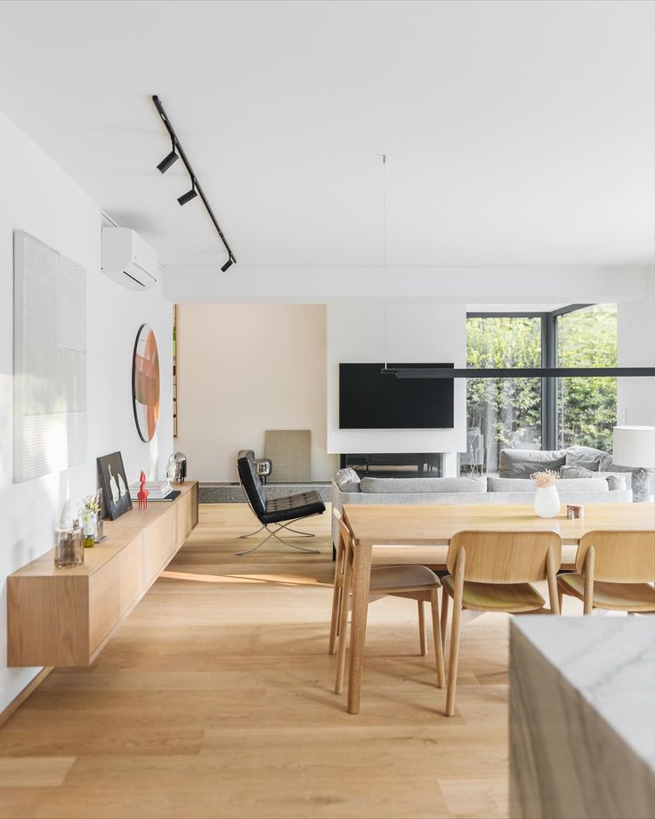 Thi công nội thất bluecons plywood (2) Thi công nội thất bluecons plywood (2)