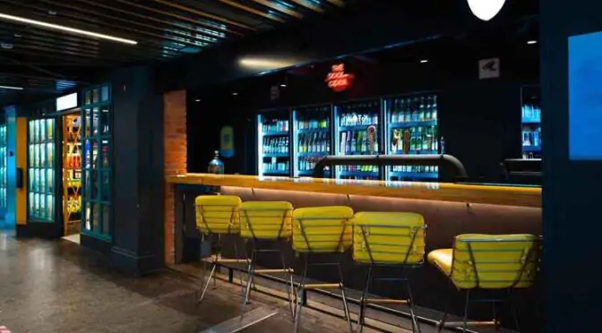 Thi công quầy bar 9