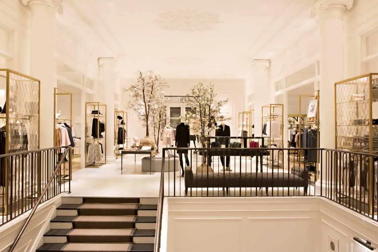 Thi công shop thời trang giá rẻ 4 Thi công shop thời trang giá rẻ 4