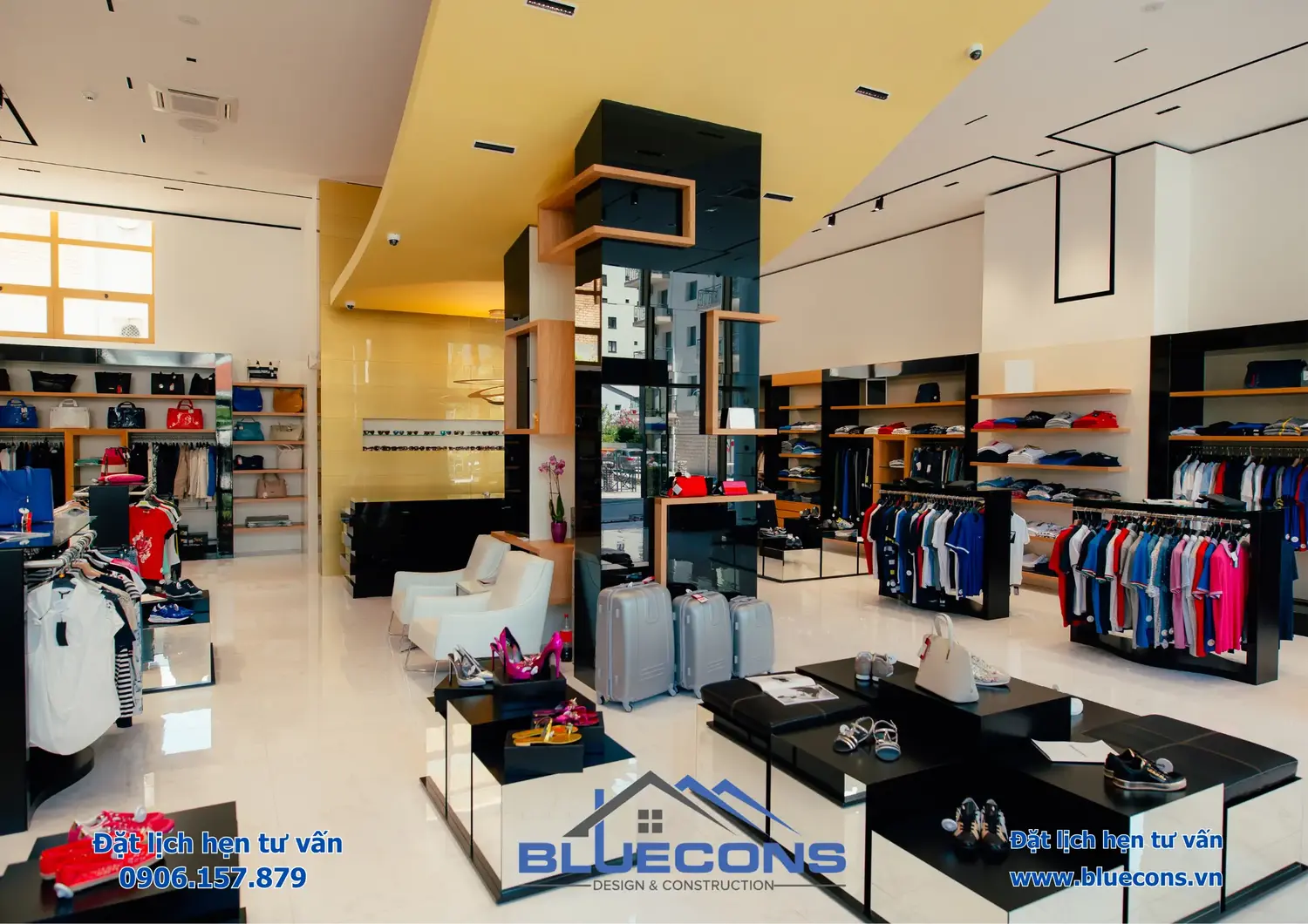 Thiết kế mặt tiền shop quần áo ấn tượng thu hút ánh nhìn khách hàng 2024 5 Thiết kế mặt tiền shop quần áo ấn tượng thu hút ánh nhìn khách hàng 2024