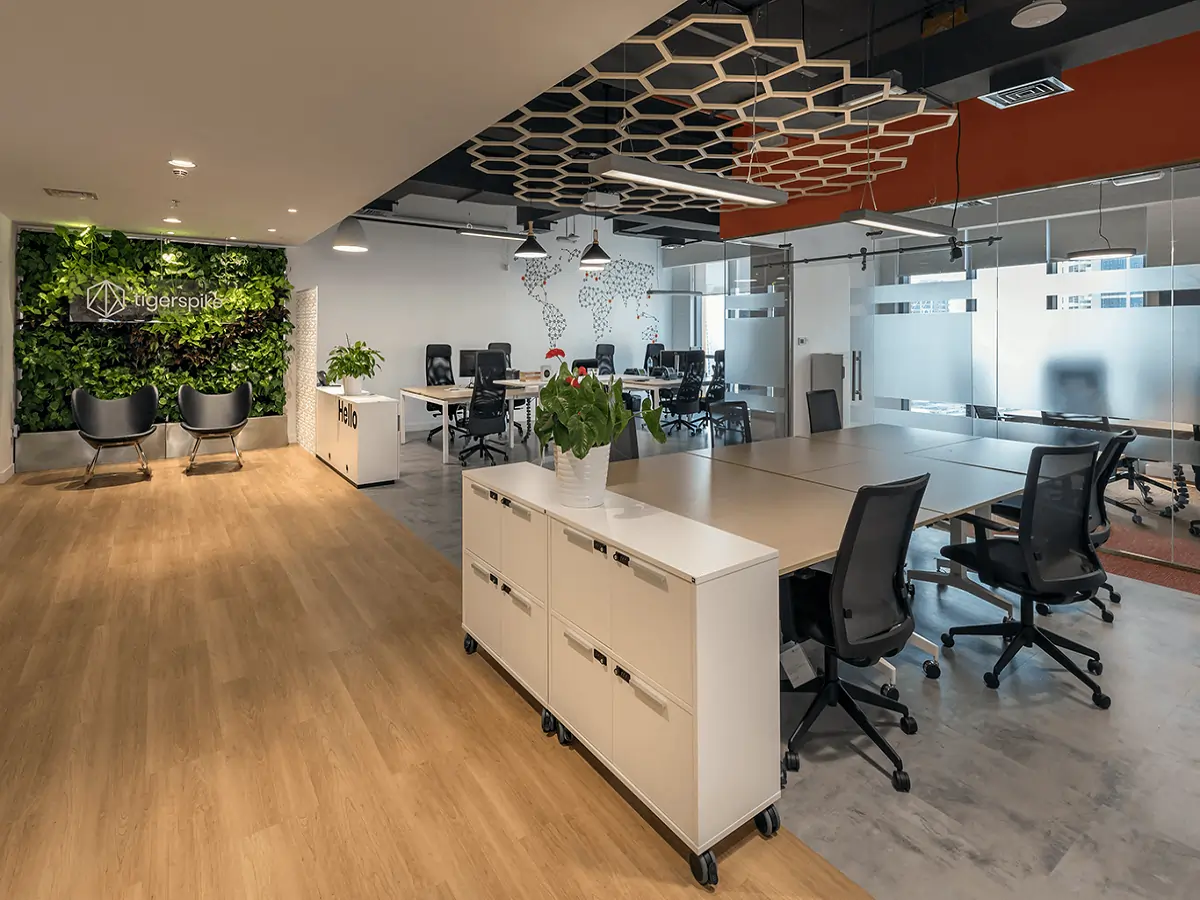 Thiết kế nội thất văn phòng 11