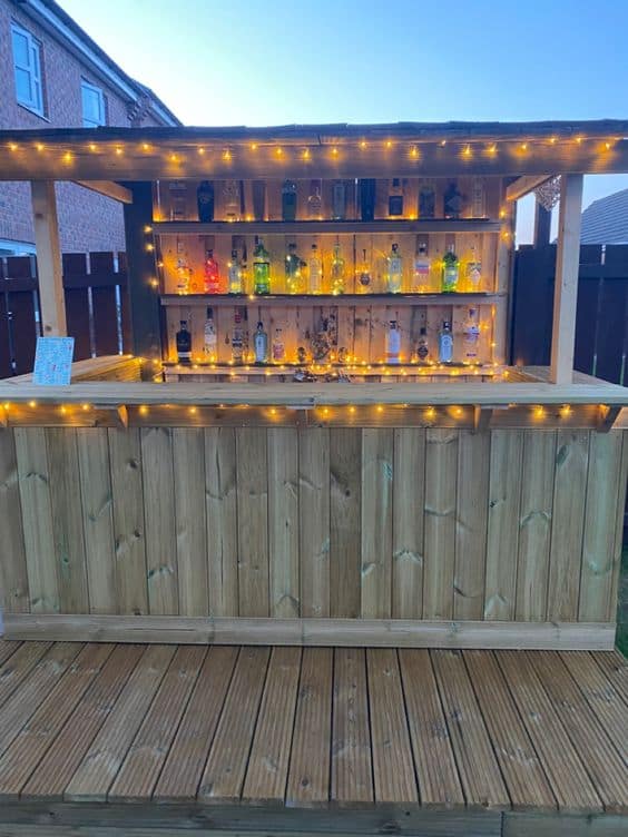 Thiết kế quầy bar đơn giản