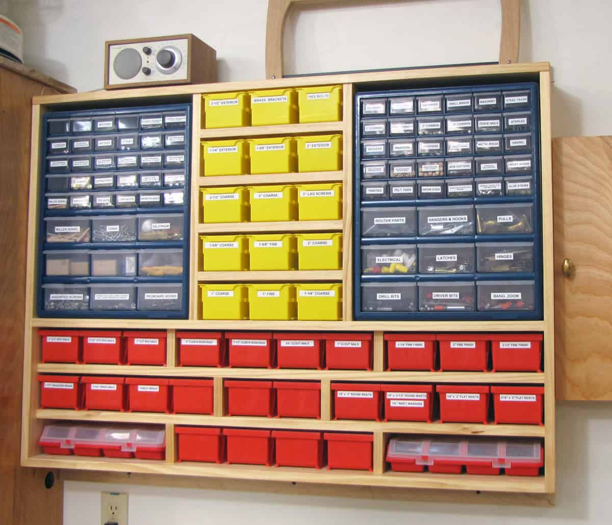 Tủ đồ gỗ MDF cho cửa hàng 2 Tủ đồ gỗ MDF cho cửa hàng 2