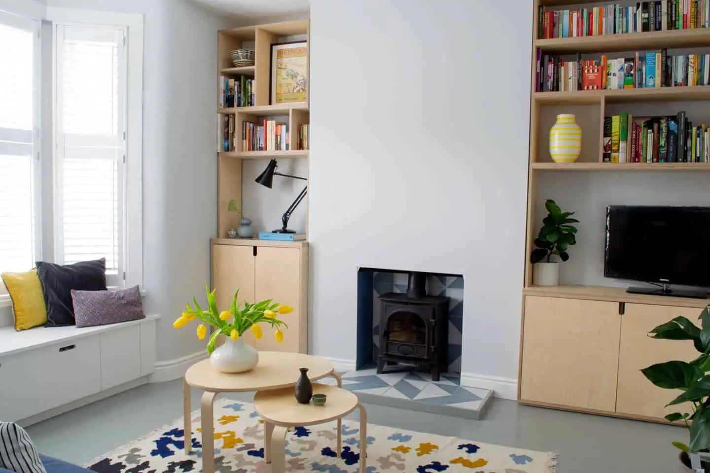 Tủ sách gỗ plywood cho phòng khách 5 Tủ sách gỗ plywood cho phòng khách 5