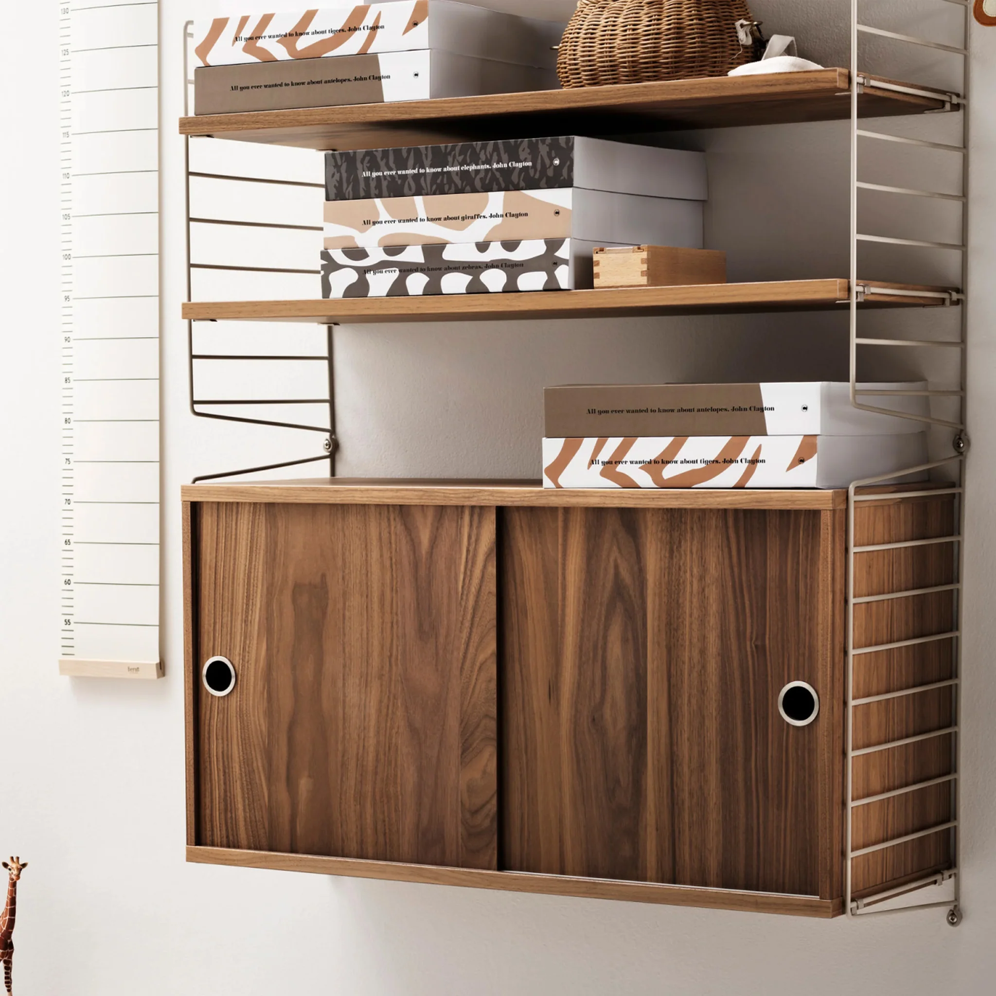 Xưởng thi công tủ kệ gỗ plywood 4 Xưởng thi công tủ kệ gỗ plywood 4