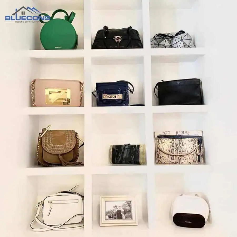 99+ mẫu kệ trưng bày túi xách đẹp, hot nhất 2024 tại Bluecons 9 Kệ trưng bày túi xách dán tường