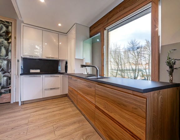 Lam Tu Bep Theo Yeu Cau 3