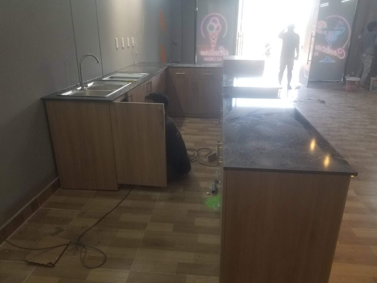 mẫu quầy bar gỗ đẹp