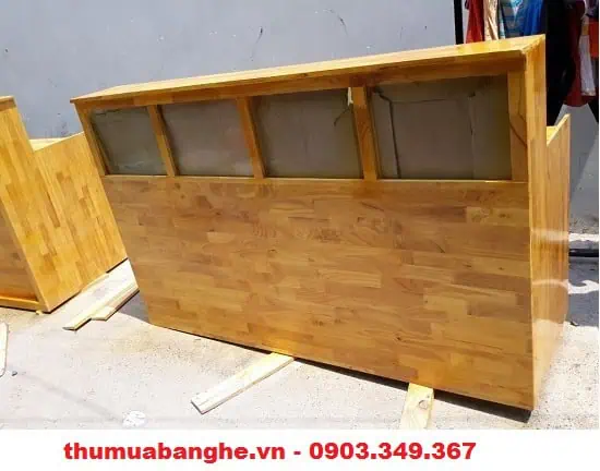 Quầy gỗ pha chế cũ