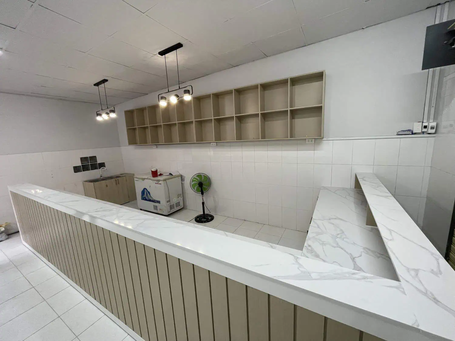 Quầy bar pha chế gỗ công nghiệp mdf chống ẩm và hdf chống nước 30 Quầy bar pha chế gỗ công nghiệp mdf chống ẩm và hdf chống nước