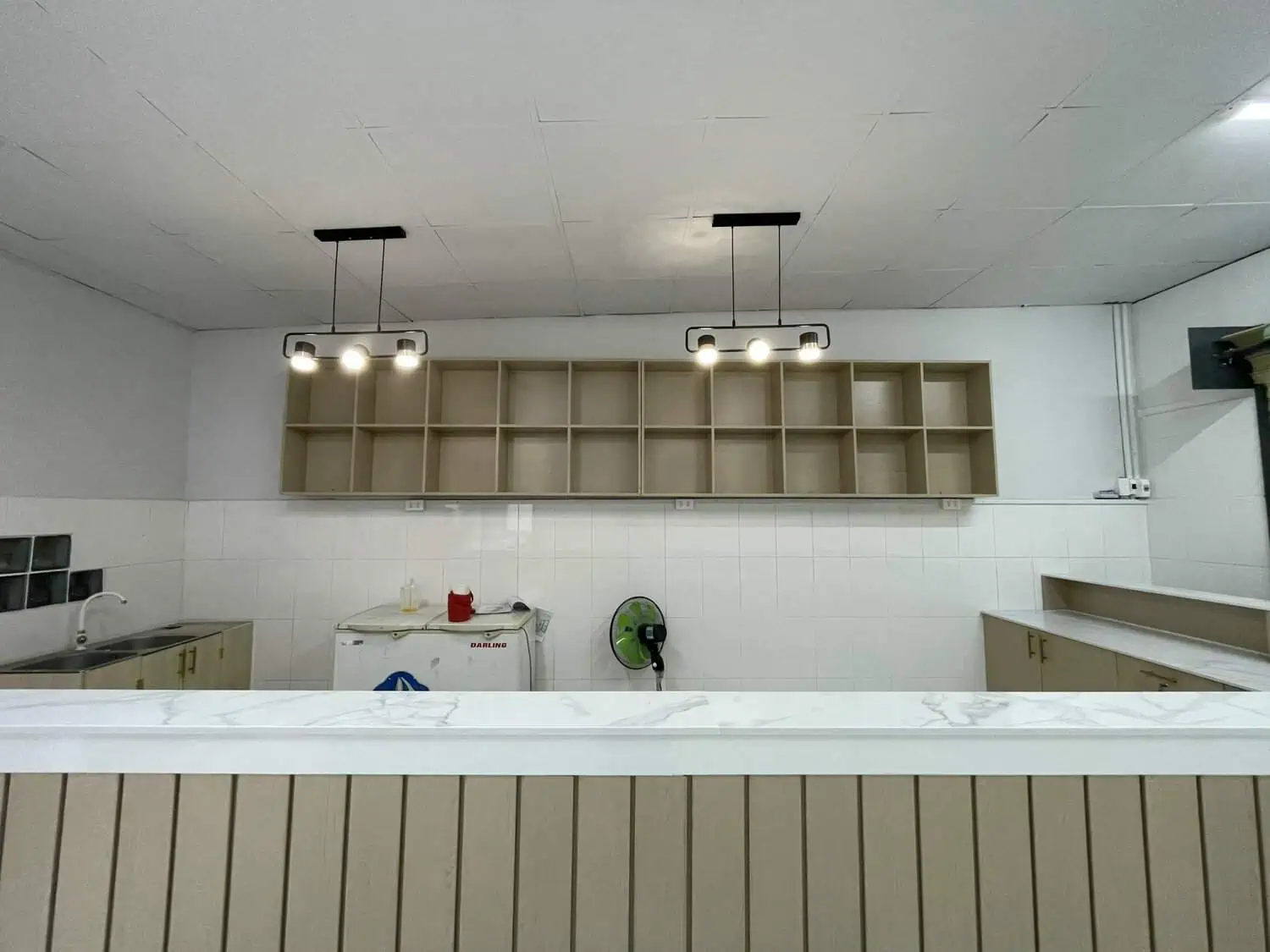 Quầy bar pha chế gỗ công nghiệp mdf chống ẩm và hdf chống nước 31 Quầy bar pha chế gỗ công nghiệp mdf chống ẩm và hdf chống nước