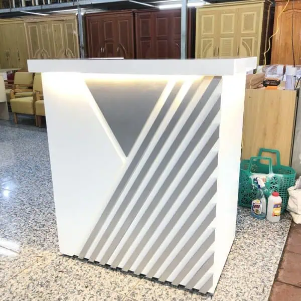 Mẫu quầy lễ tân giá rẻ