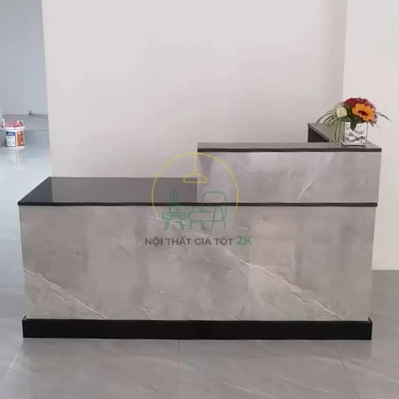 Mẫu quầy lễ tân màu sắc đẹp