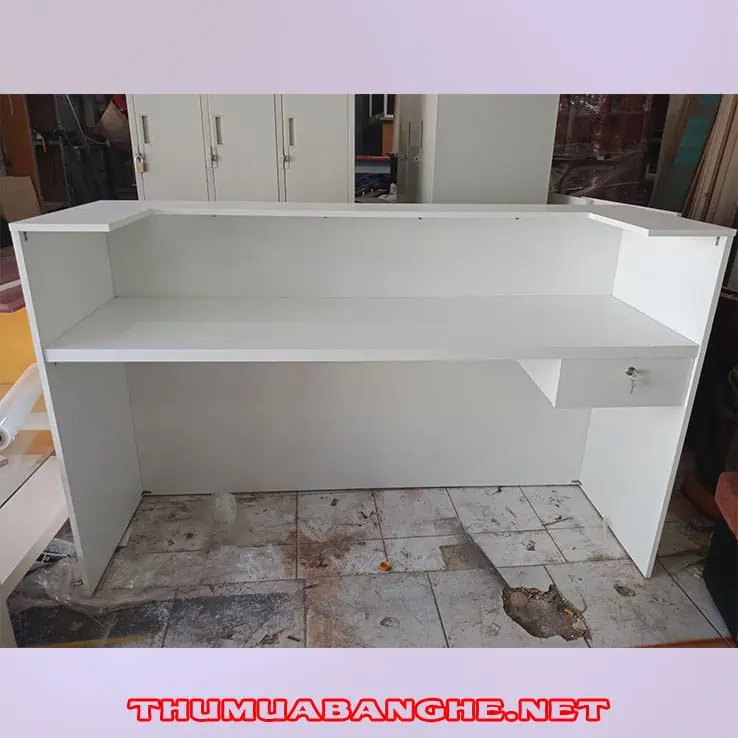 Quầy lễ tân cũ giá rẻ
