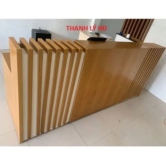 Quầy lễ tân cũ thanh lý