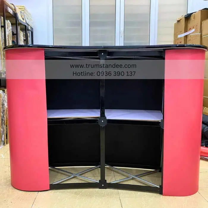 Bàn lễ tân cho sự kiện ngoài trời