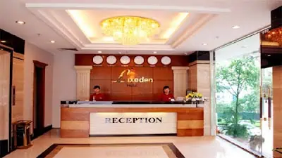 Mẫu quầy lễ tân hình chữ I