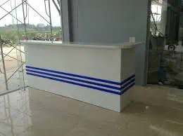 Quầy lễ tân nhựa