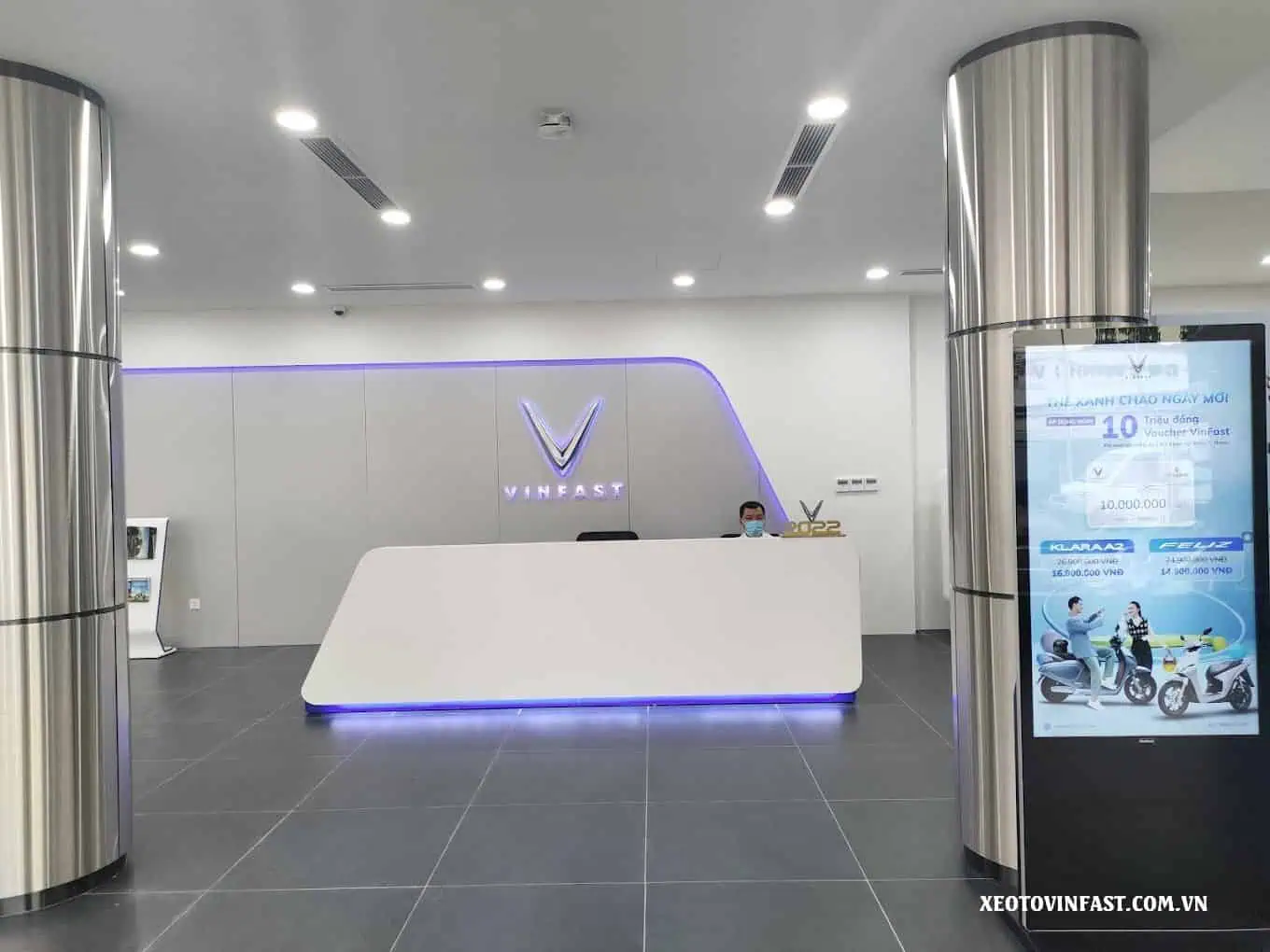 Quầy lễ tân chuyên nghiệp