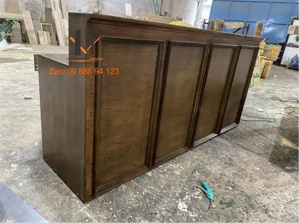 Quầy lễ tân vintage