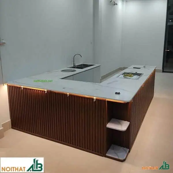 Quầy pha chế chữ U mặt đá cao cấp