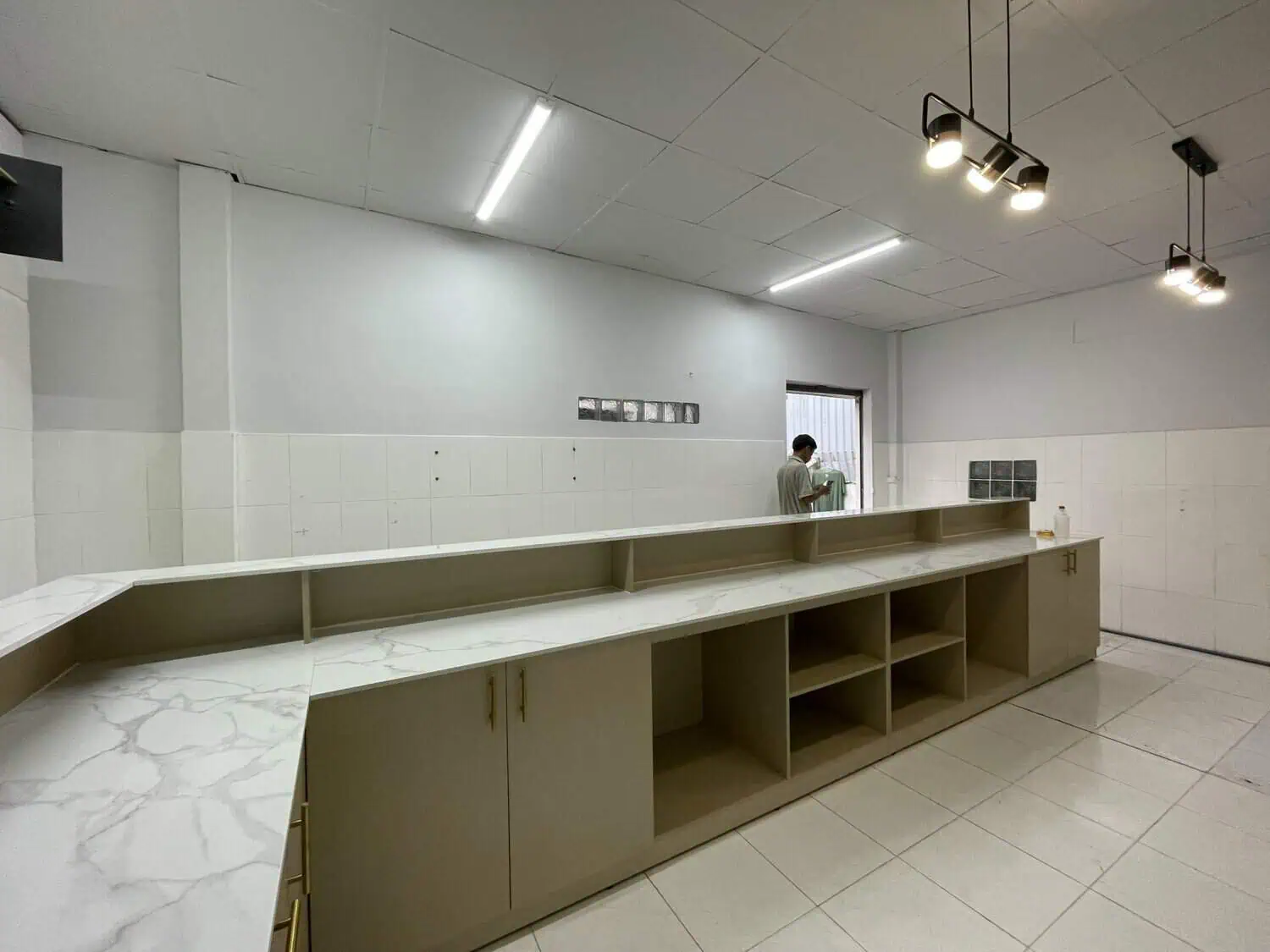 Quầy bar pha chế gỗ công nghiệp mdf chống ẩm và hdf chống nước 33 Quầy bar pha chế gỗ công nghiệp mdf chống ẩm và hdf chống nước