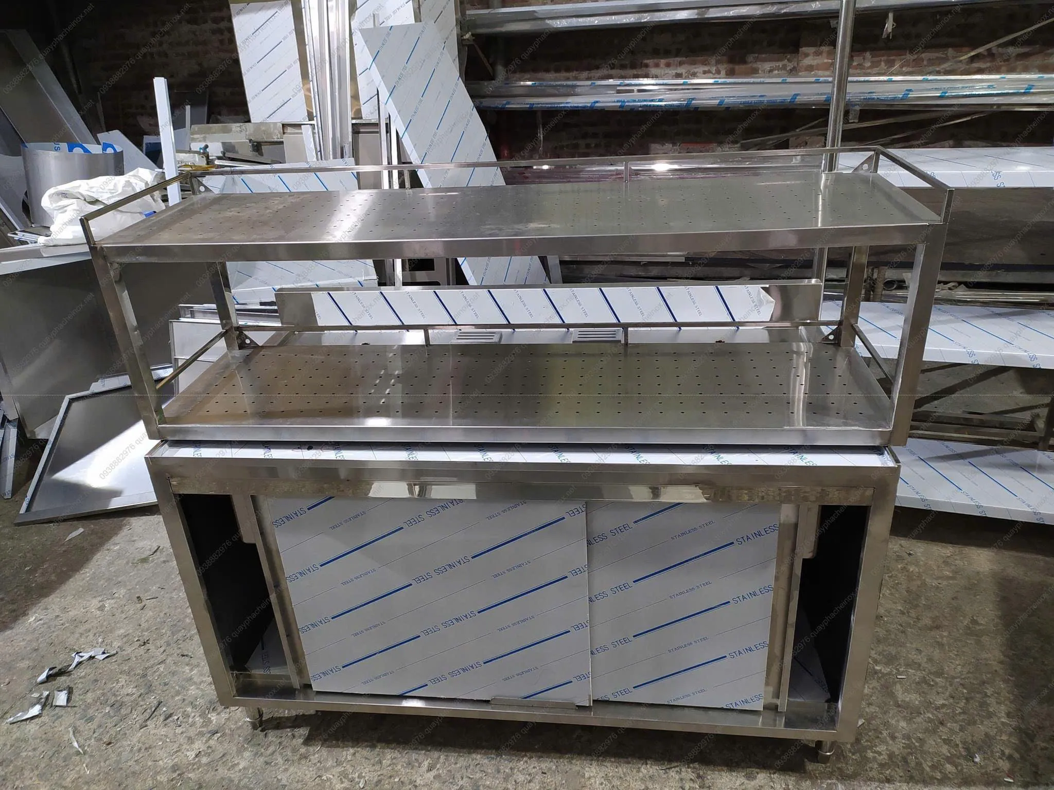 Quầy Pha Chế Inox Hiện Đại 6 Thiết Kế Sản Xuất Phá Cách Không Giới Hạn 3 Quầy pha chế inox hiện đại đẹp, chất lượng cao