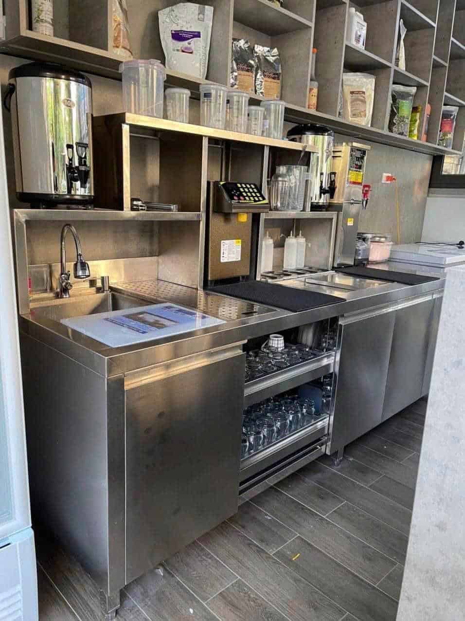 Mẫu quầy pha chế inox đẹp và sang trọng hiện nay
