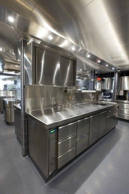 Thi công quầy pha chế inox nhà hàng chất lượng cao