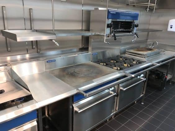 Mẫu quầy pha chế inox nhà hàng đẹp và hiện đại