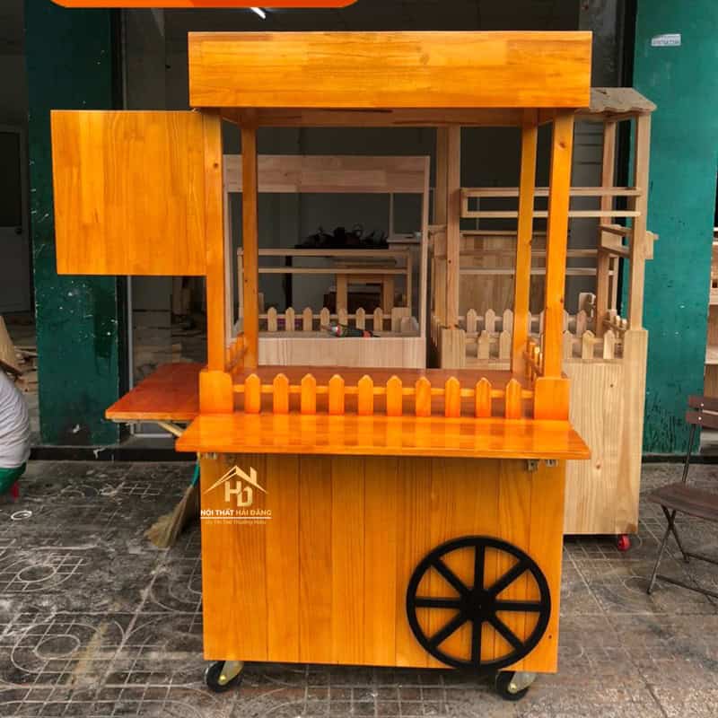 Quầy pha chế gỗ tự nhiên